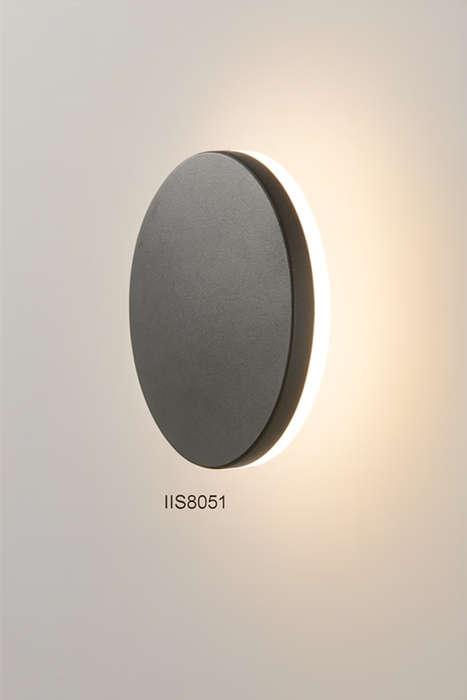 Outdoor Wall Lamp – IP65 Waterproof LED Light for Patios & Entrances - Samanta Factory