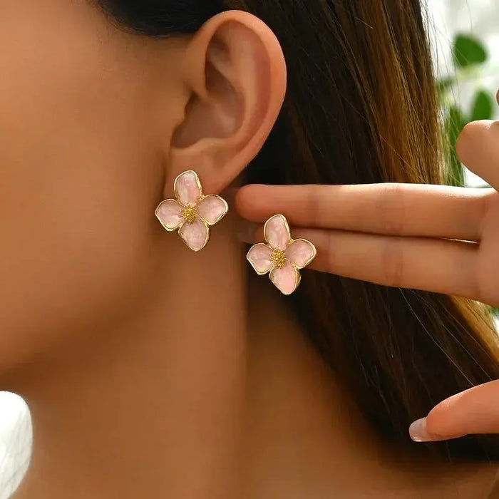 Stud Earrings – Vintage Petal Design in Stainless Steel SF