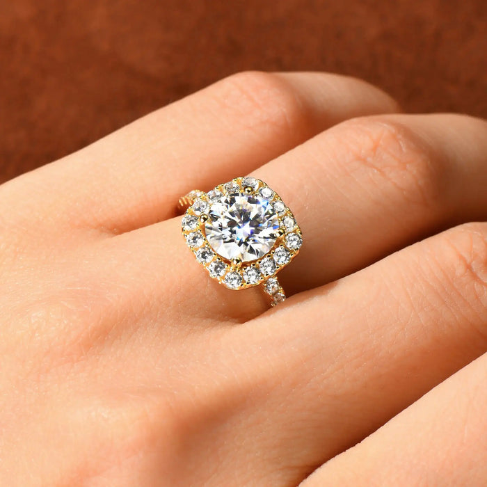 Brilliant GRA-Certified Moissanite Ring for Women with Hypoallergenic 925 Silver SF