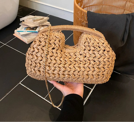 Retro woven straw rattan crossbody shoulder bag for women with structured hard flap design canvas lining zipper closure eco friendly natural material for beach vacation and summer travel