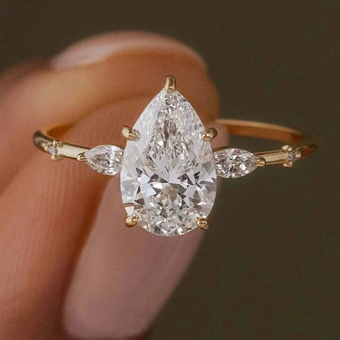 Sparkling Diamond-Tested Moissanite Ring in S925 Silver Sf