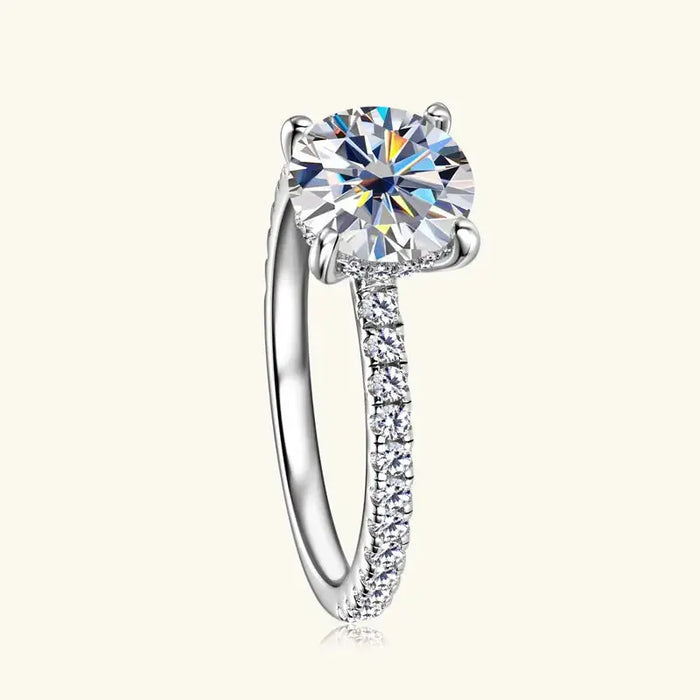 Moissanite Ring – 2ct Round-Cut Solitaire SF