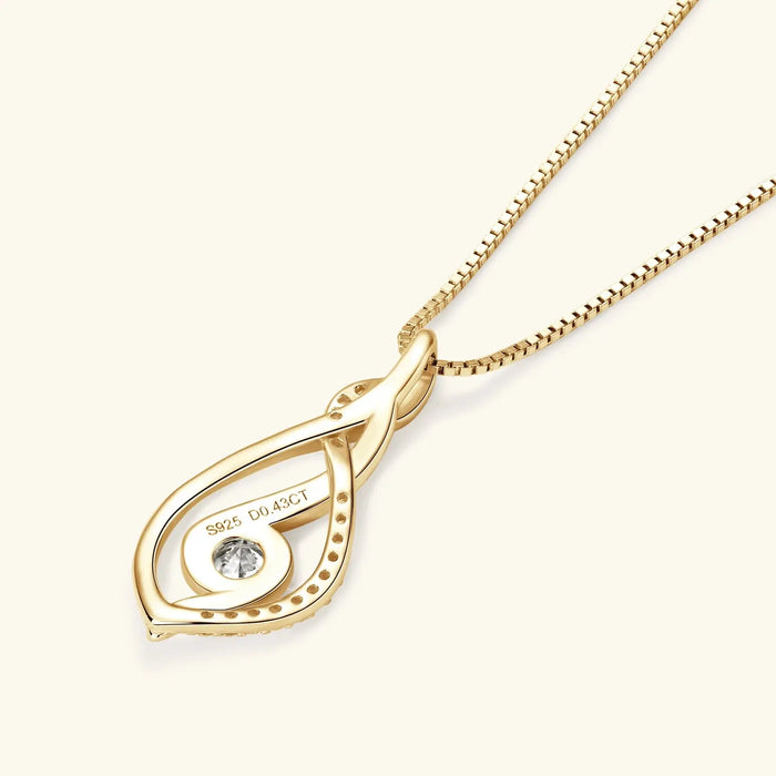 Moissanite Pendant Necklace – D Color VVS1 Twisted Design SF