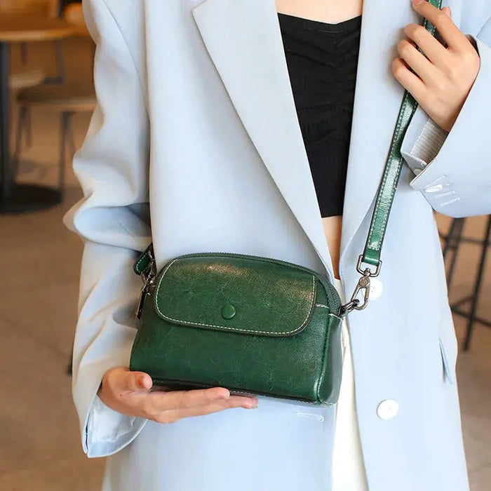 Leather Shoulder Bag – Soft Vintage Crossbody Design SF