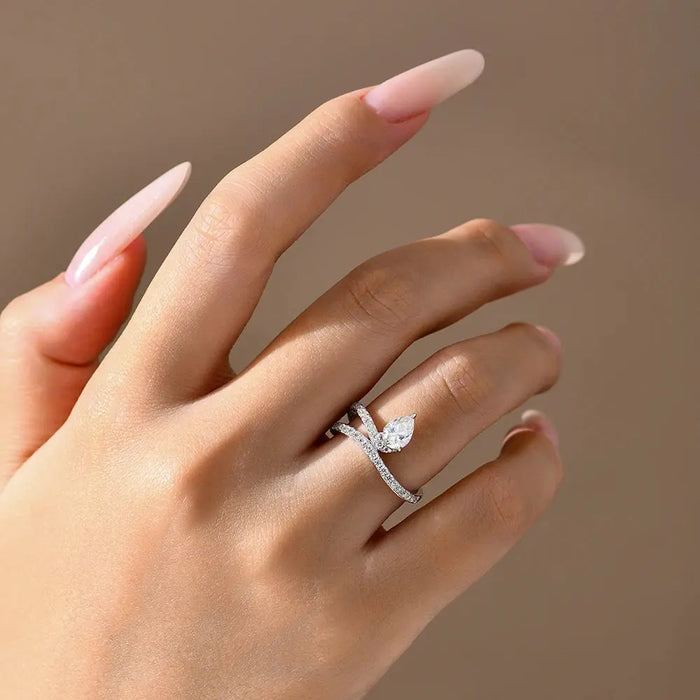 Pear Cut Moissanite Ring – 0.8CT D VVS1 S925 Sterling Silver SF
