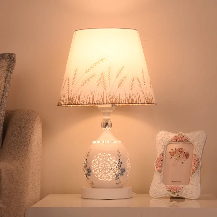 Crystal Table Lamp – Elegant Bedside Light with Polished Chrome Finish - Samanta Factory