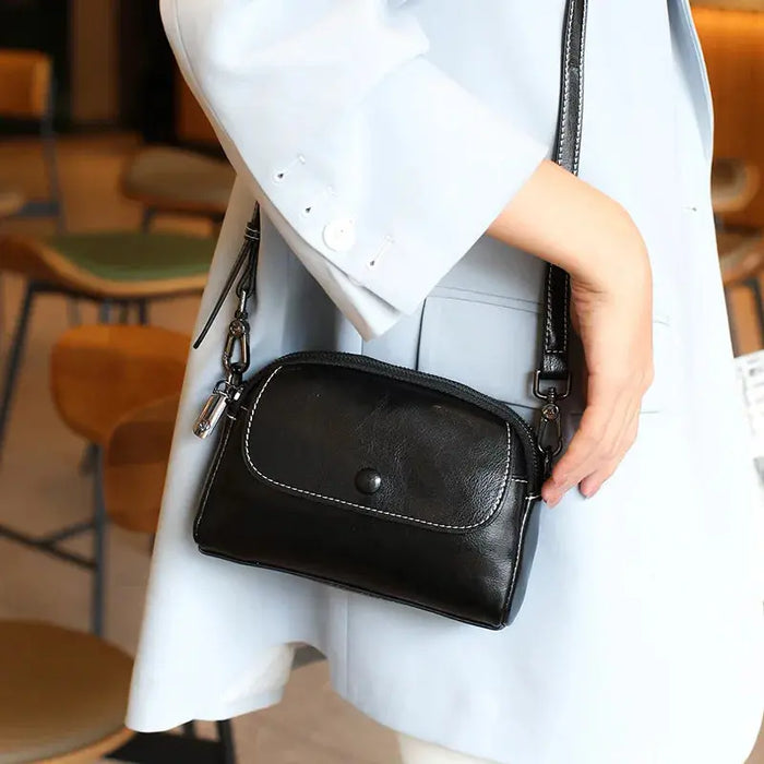 Leather Shoulder Bag – Soft Vintage Crossbody Design SF