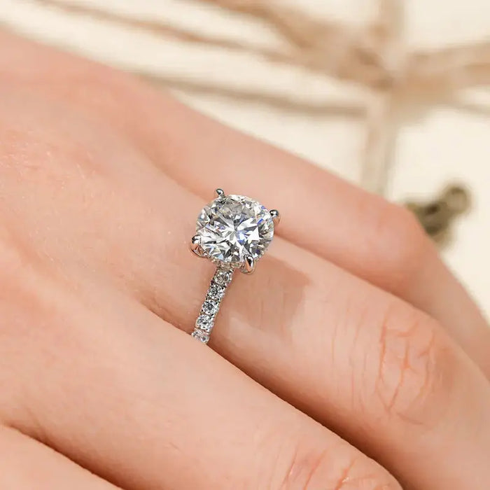 Moissanite Ring – 2ct Round-Cut Solitaire SF