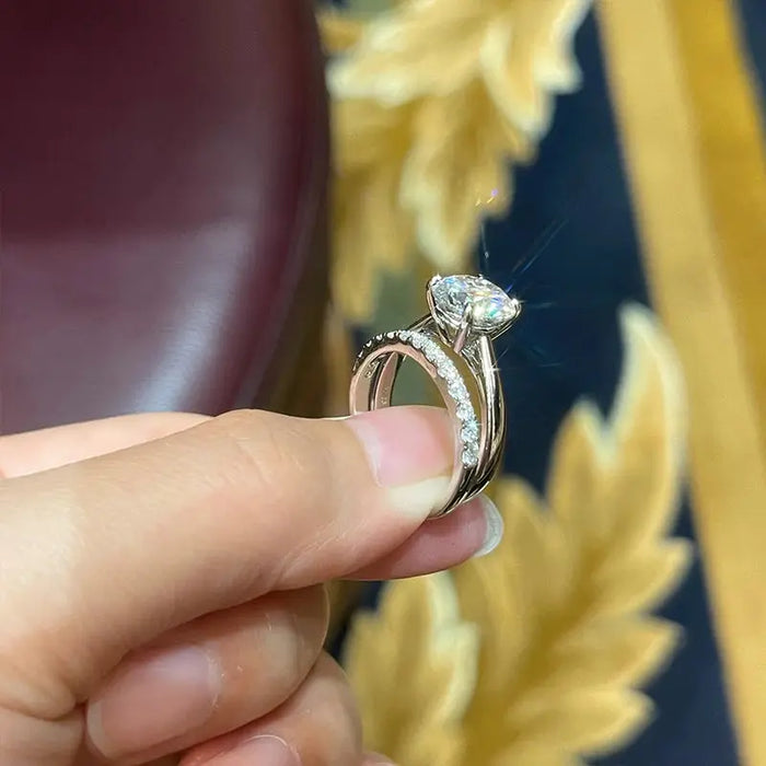 Moissanite Engagement Ring – 2.0ct Round Center Stone SF