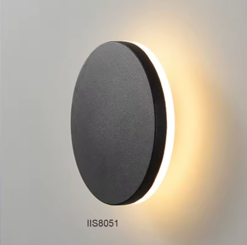 Outdoor Wall Lamp – IP65 Waterproof LED Light for Patios & Entrances - Samanta Factory