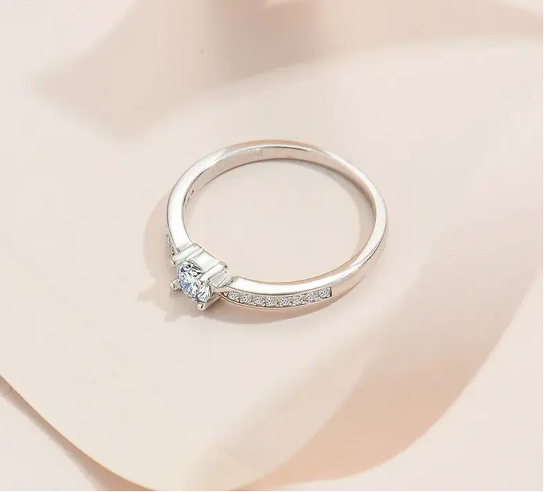 Moissanite Bridal Ring Set – D Color VVS1 Diamond-Tested Shine SF