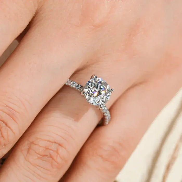 Moissanite Ring – 2ct Round-Cut Solitaire SF
