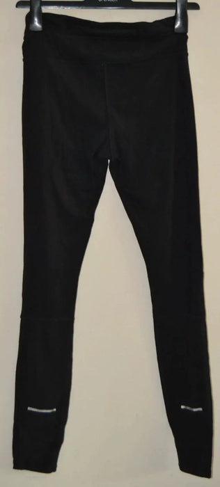 Black women’s compression leggings for gym training